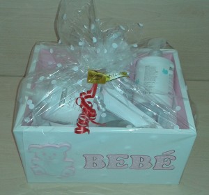 Caja-bebe-regalo-02