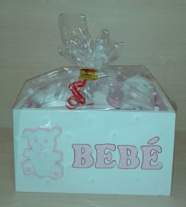 Caja-bebe-regalo-03